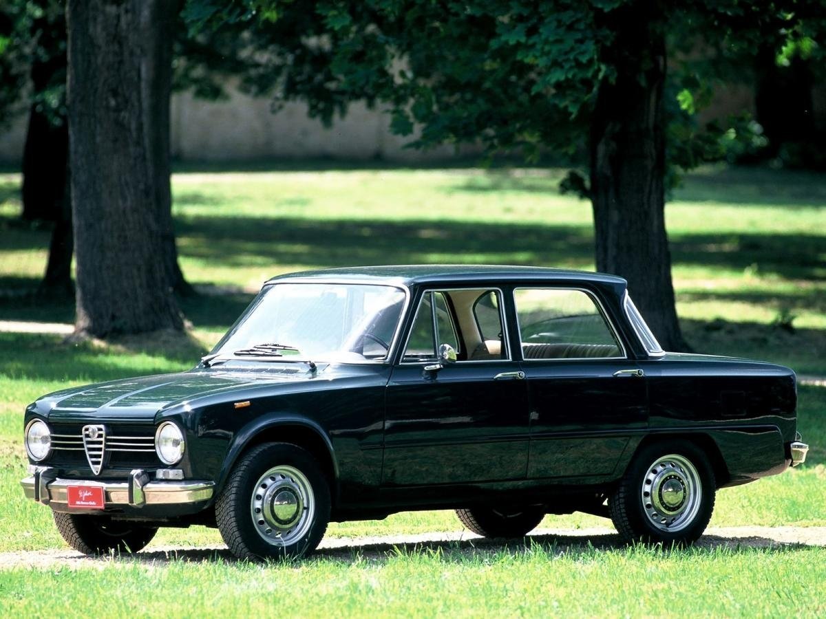 Alfa Romeo Giulia 1962 - 1977