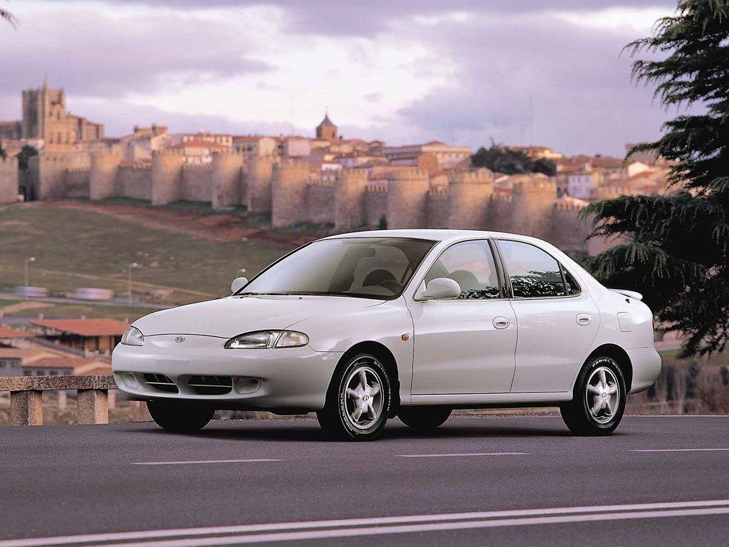 Hyundai Elantra 1995 - 2000