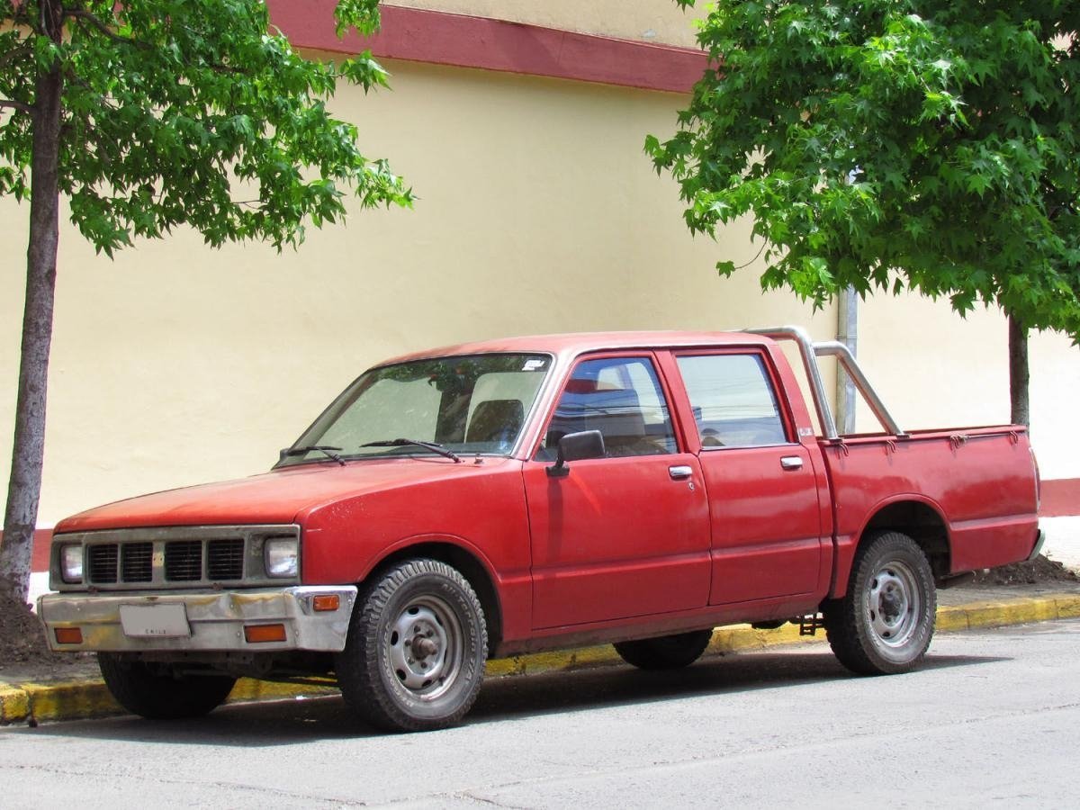 Isuzu KB 1980 - 1988