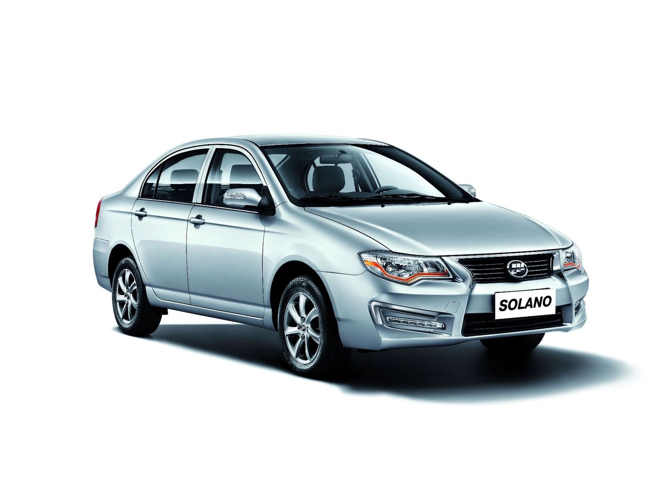 Lifan Solano 2014 - 2016
