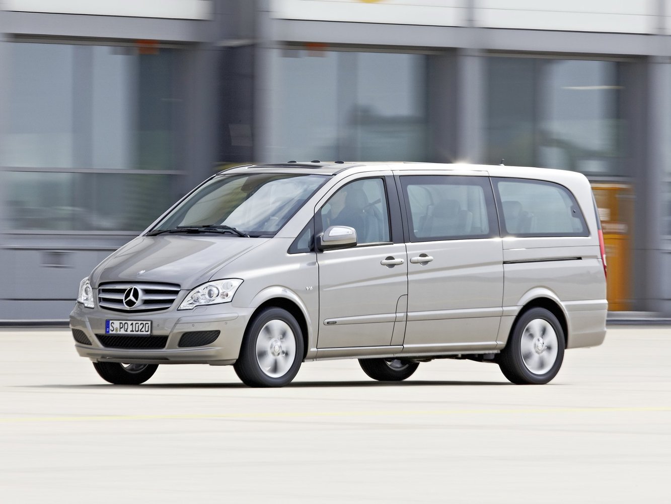 Mercedes-Benz Viano 2010 - 2016