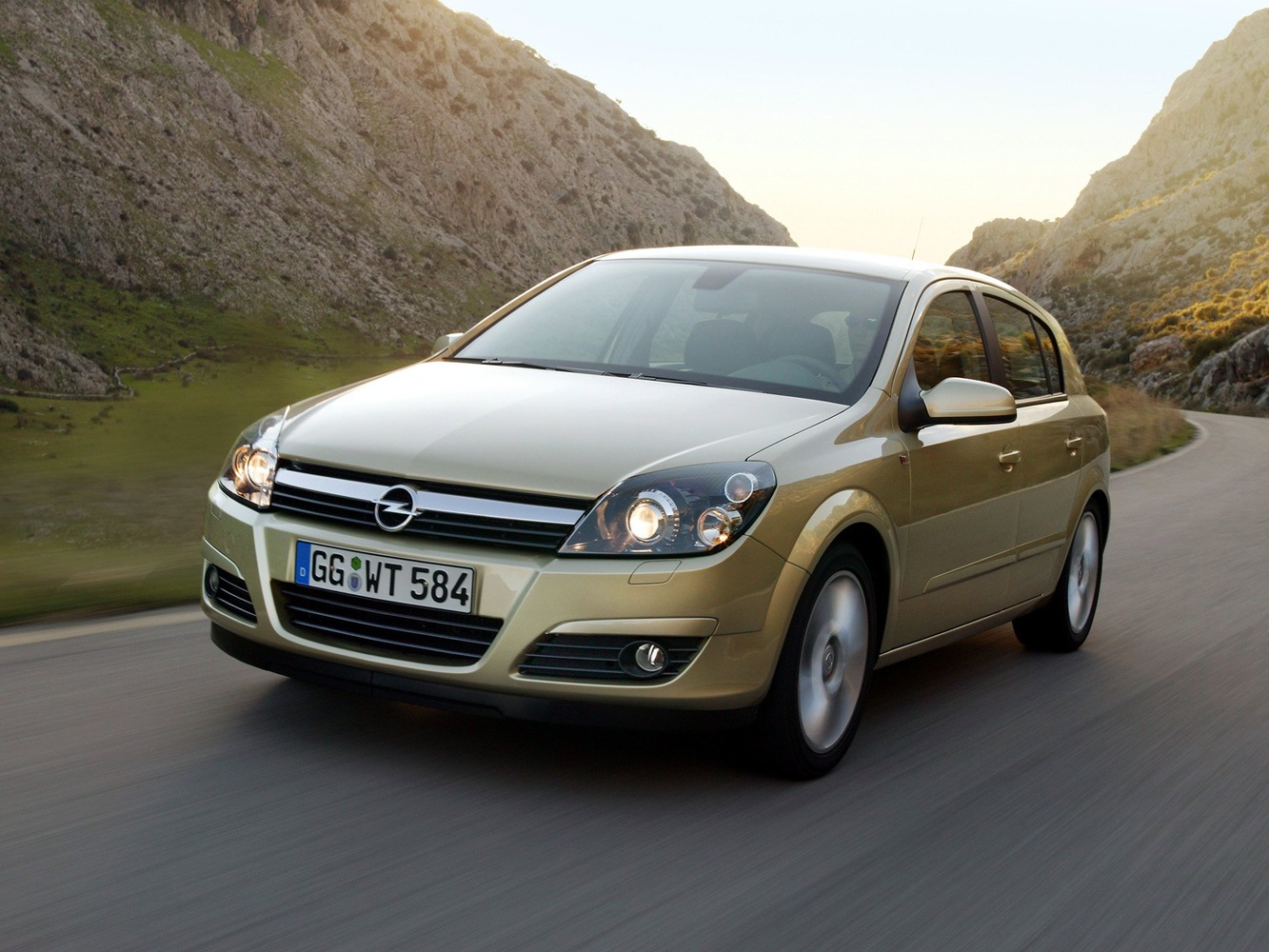 Opel Astra 2004 - 2006