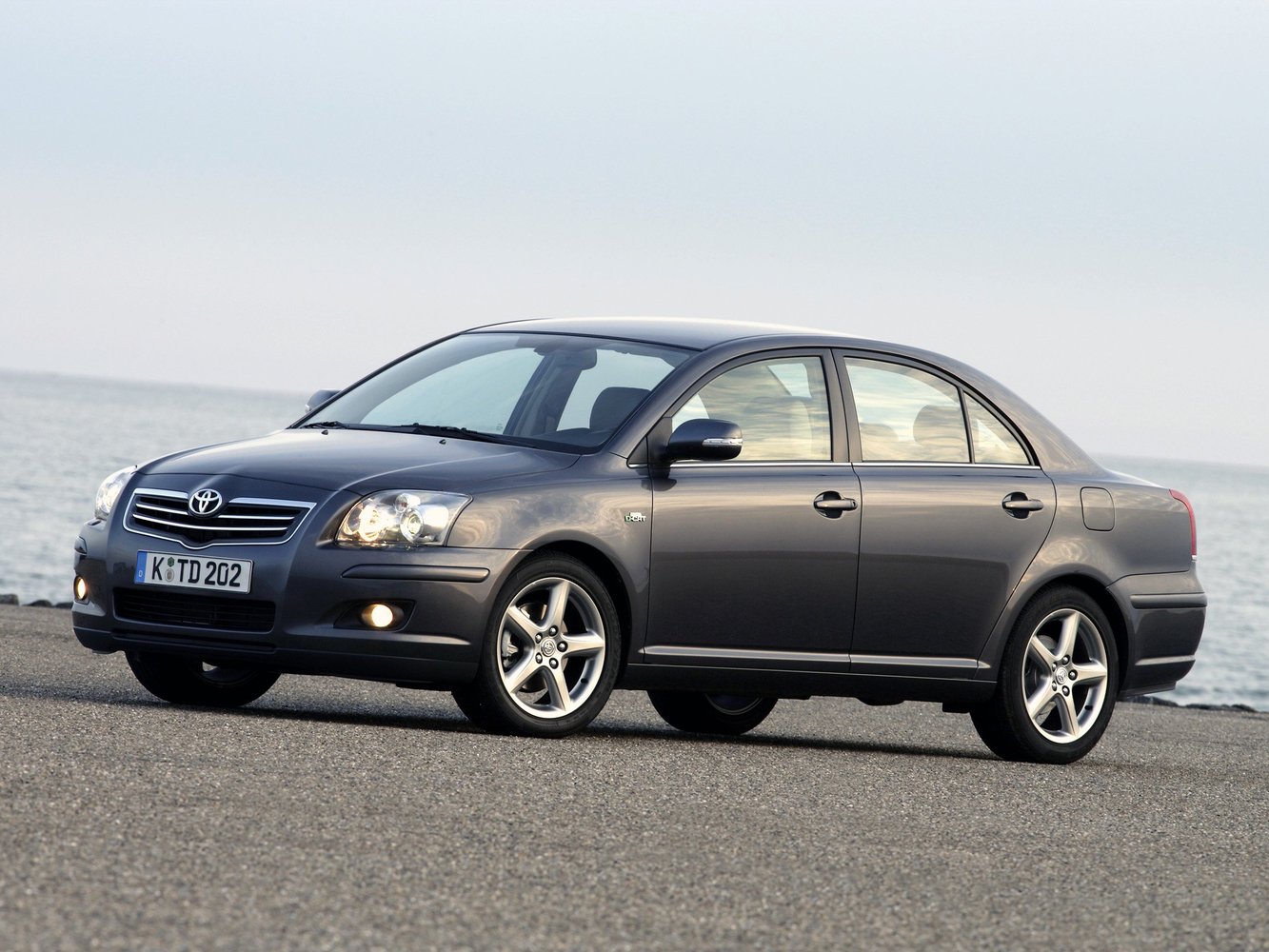 Toyota Avensis 2006 - 2008