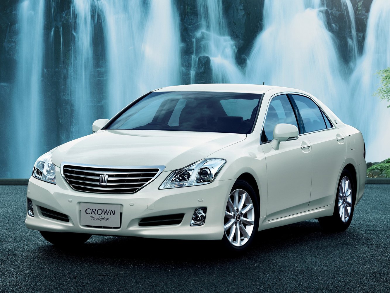 Toyota Crown 2008 - 2012
