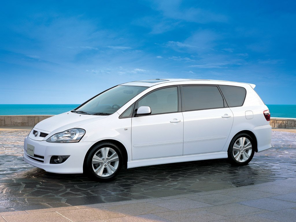 Toyota Ipsum 2003 - 2009