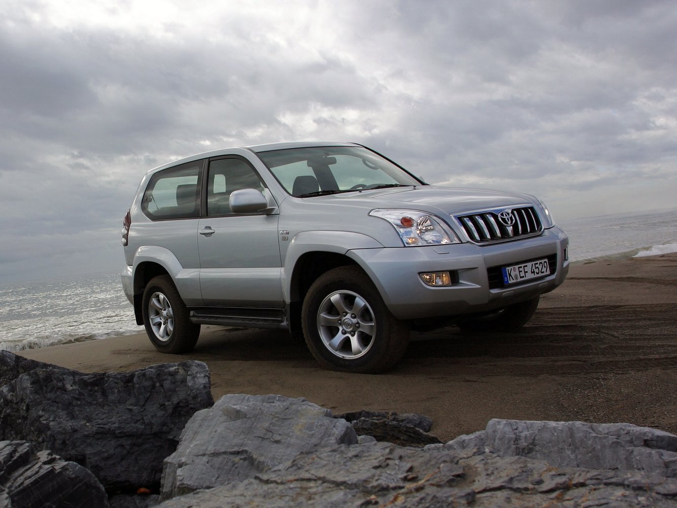 Toyota Land Cruiser Prado 2002 - 2009
