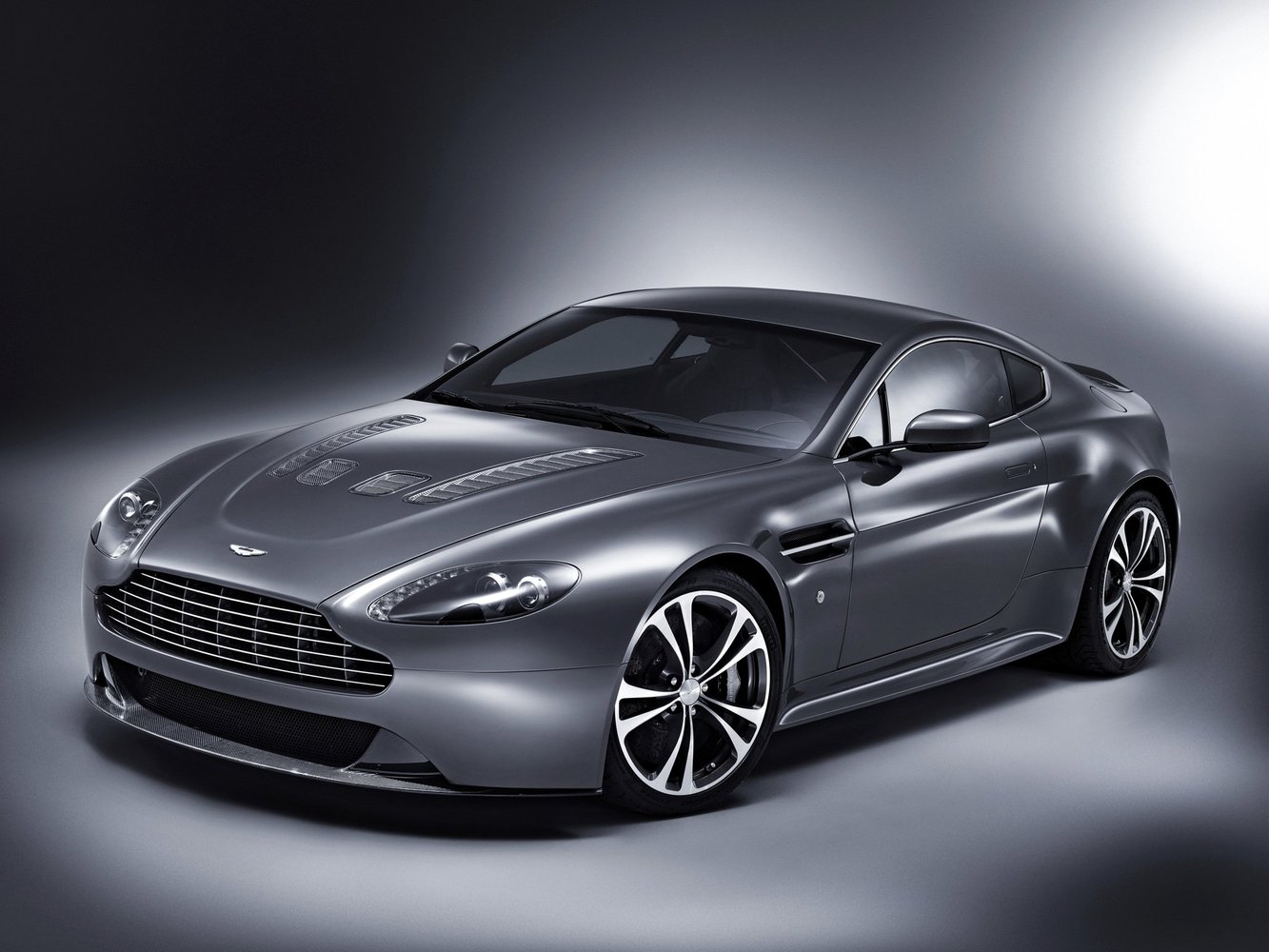 v12_vantage