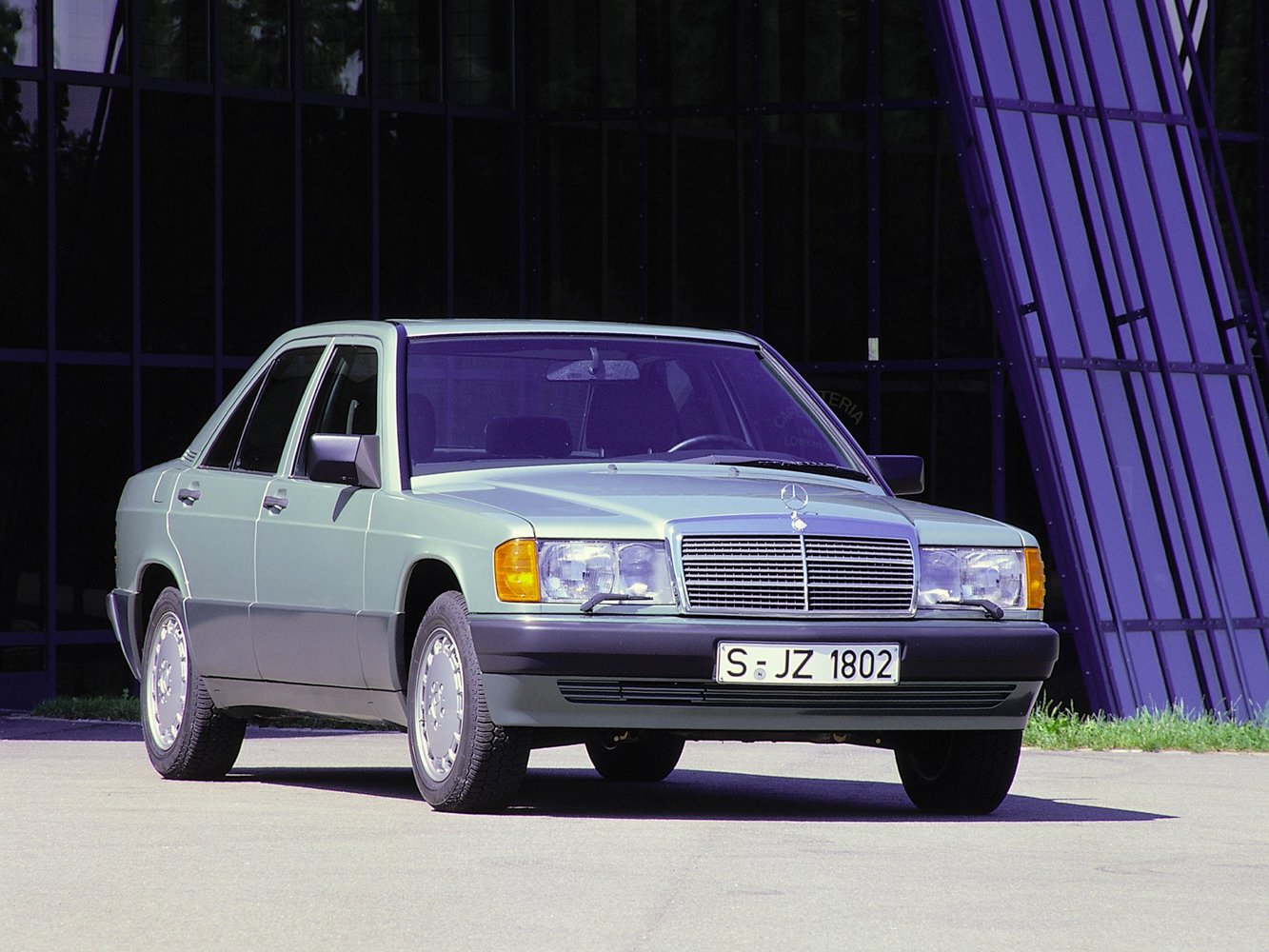 w201